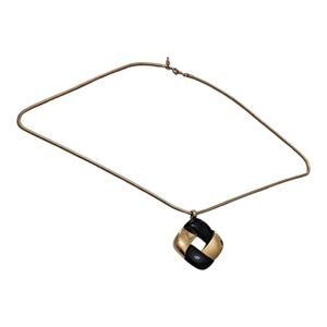 Vintage Crown Trifari 60s 70s Black Lucite Gold‎ Tone Necklace